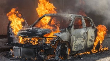 سيارة  مشتعلة - أرشيفية