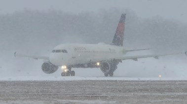 رحلات الجوية - أرشيفية