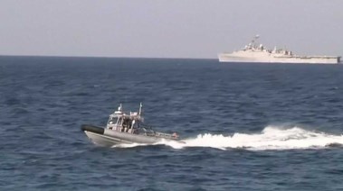 "التحكم الذكي في مضيق هرمز".. مناورات إيرانية لتقييم الجاهزية العسكرية 