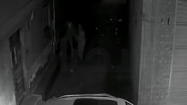 اثناء محاولة خطف المسن