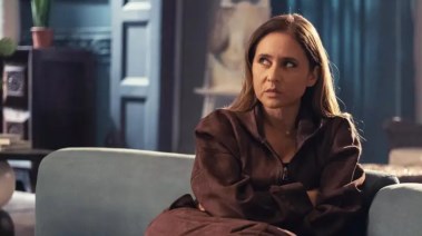 الفنانة نيللي كريم 