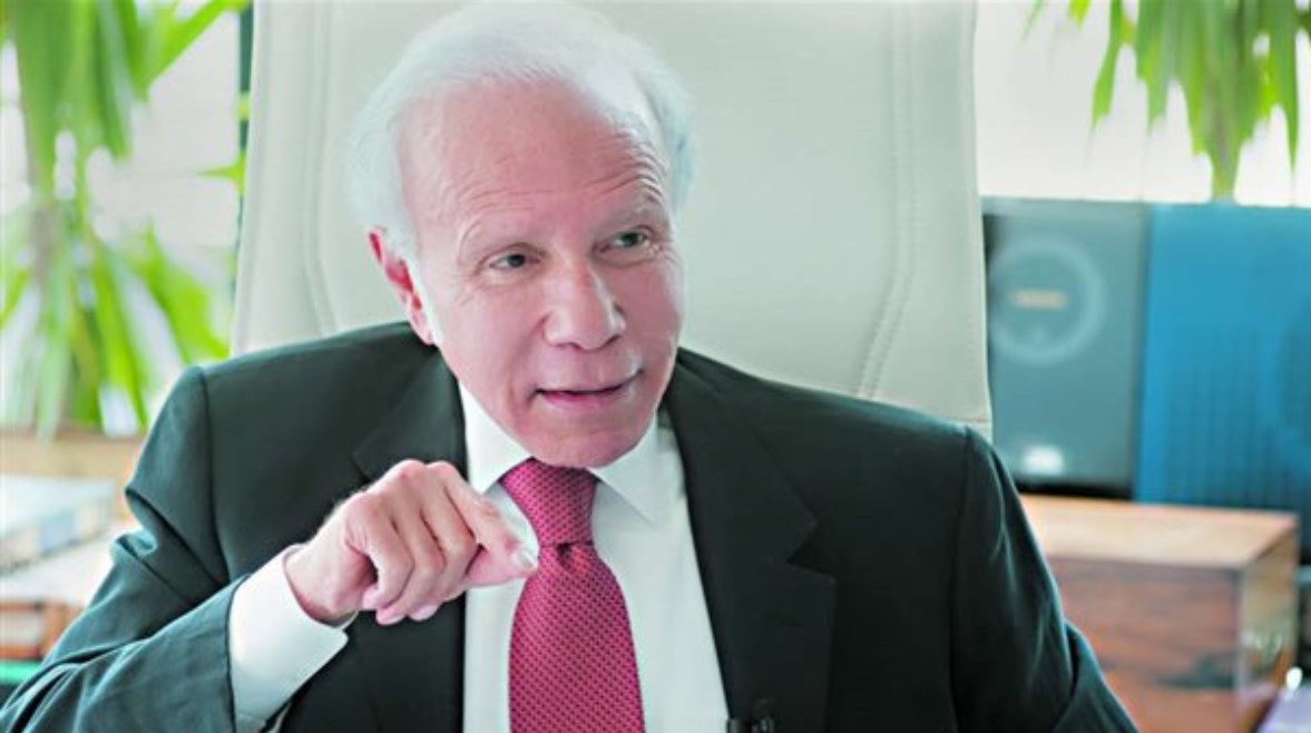 رجل الأعمال صلاح دياب