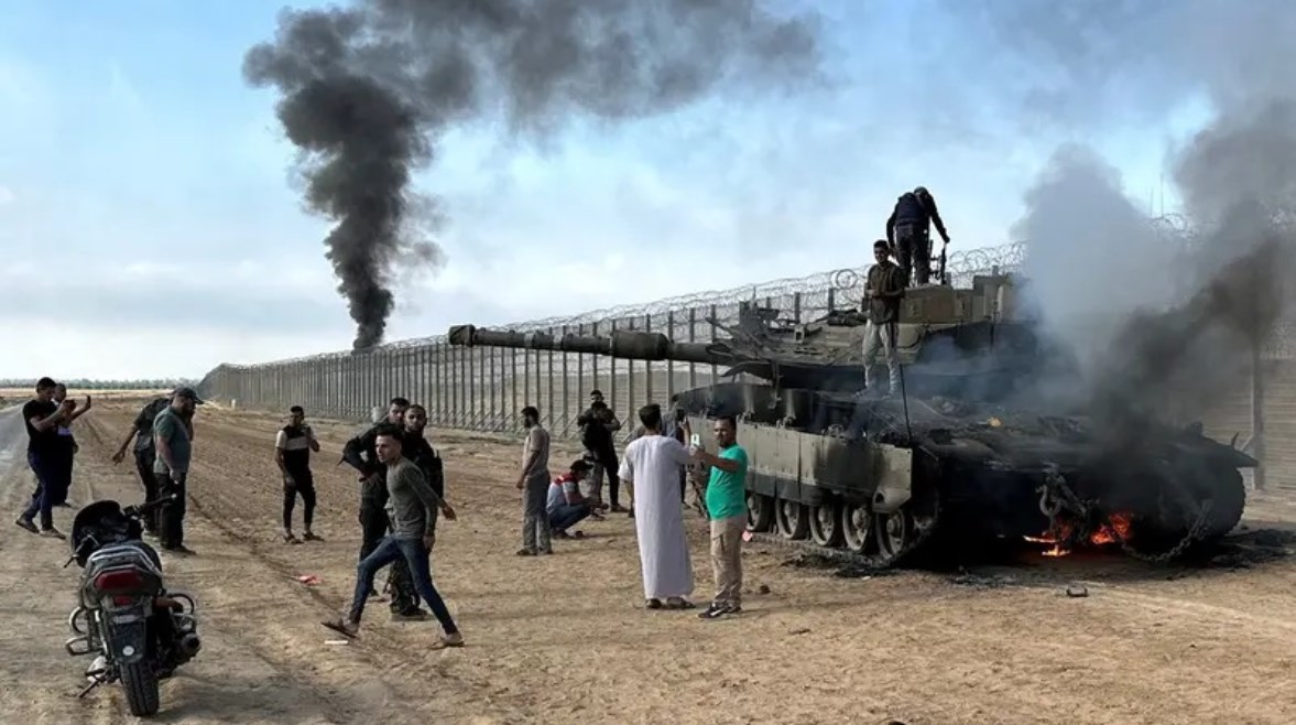 من السياج الحدودي مع غزة