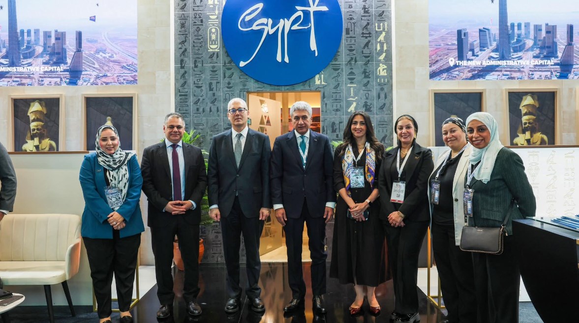 وزير السياحة والاثار شريف فتحي من تركيا