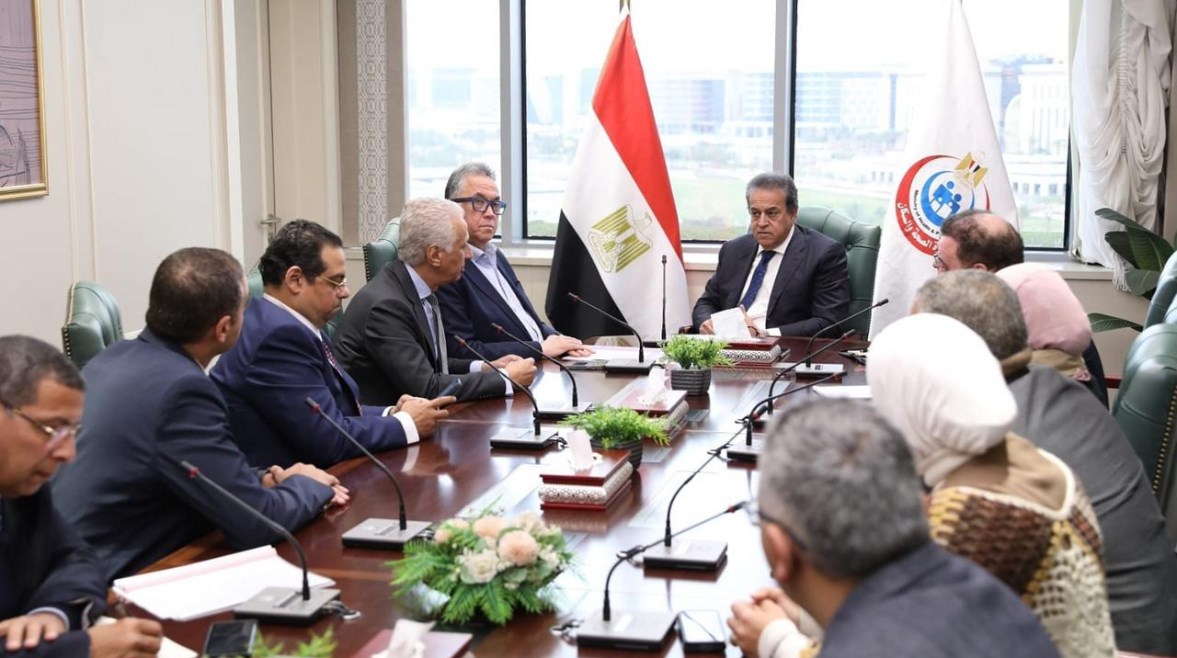 بدء تشغيل أول روبوت جراحي داخل مستشفى معهد ناصر