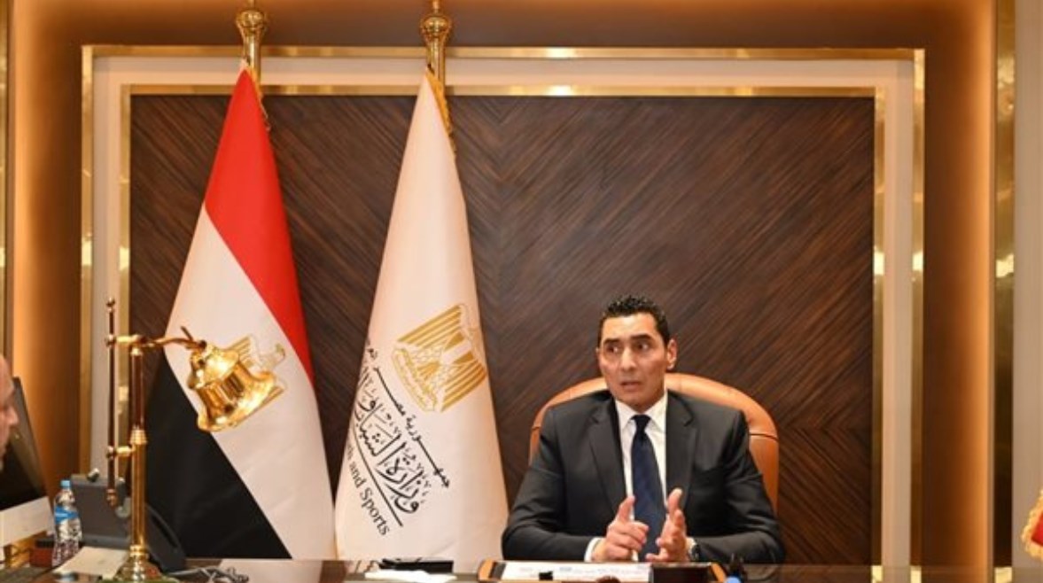 جوهر نبيل وزير الشباب والرياضة 