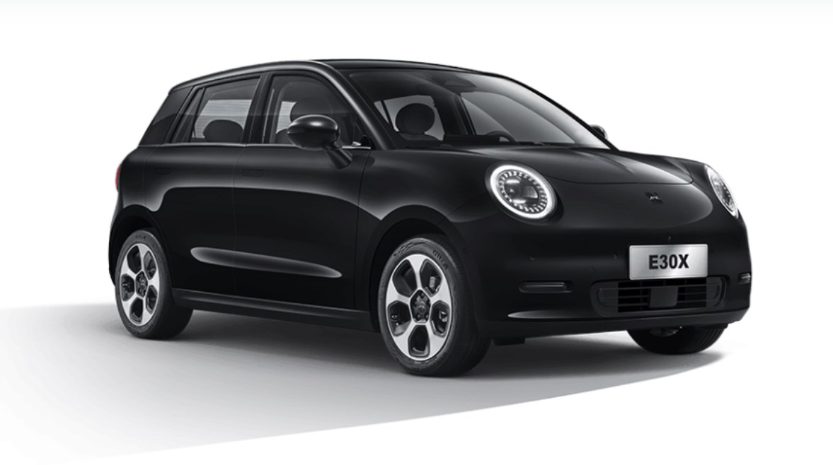 سيارة جاك E30X الكهربائية