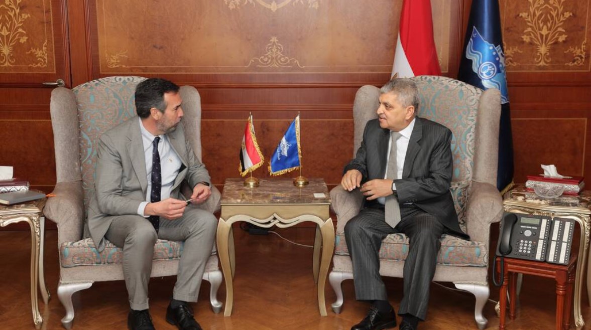 رئيس هيئة قناة السويس، الفريق أسامة ربيع