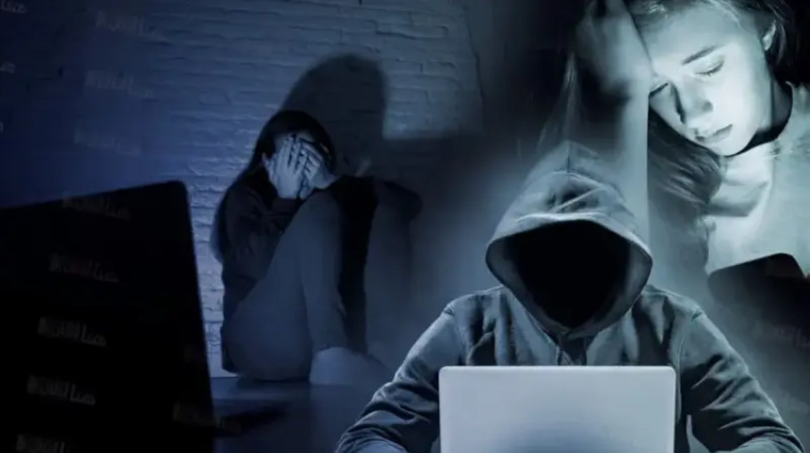 ابتزاز إلكتروني-تعبيرية