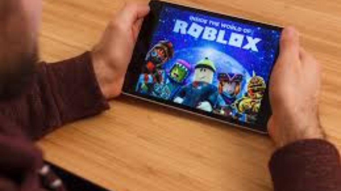 لعبة روبلوكس الإلكترونية