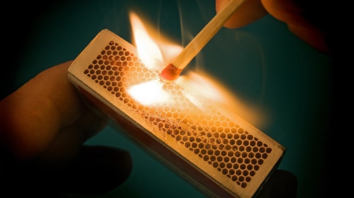 إضرام النيران _ أرشيفية