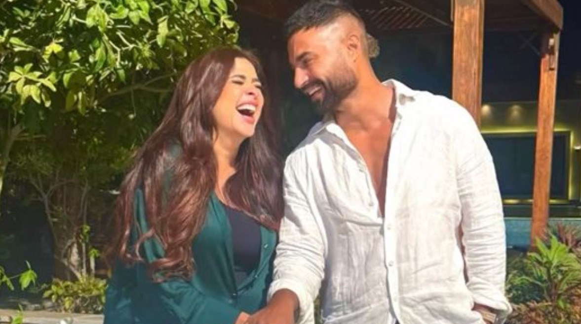 كريم فهمي وياسمين عبدالعزيز