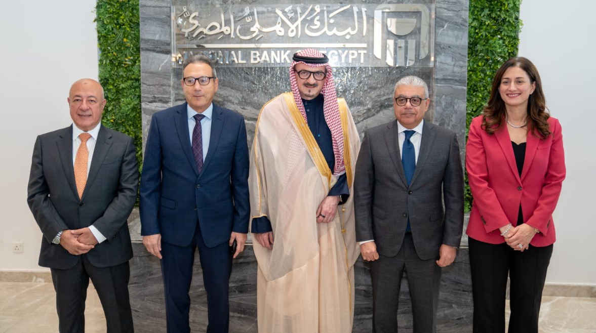 جانب من افتتاح فرع البنك الأهلي بالرياض 