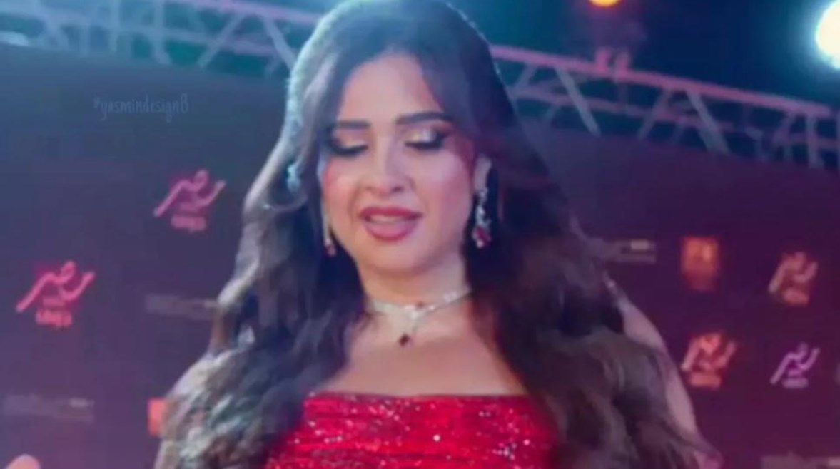 ياسمين عبدالعزيز