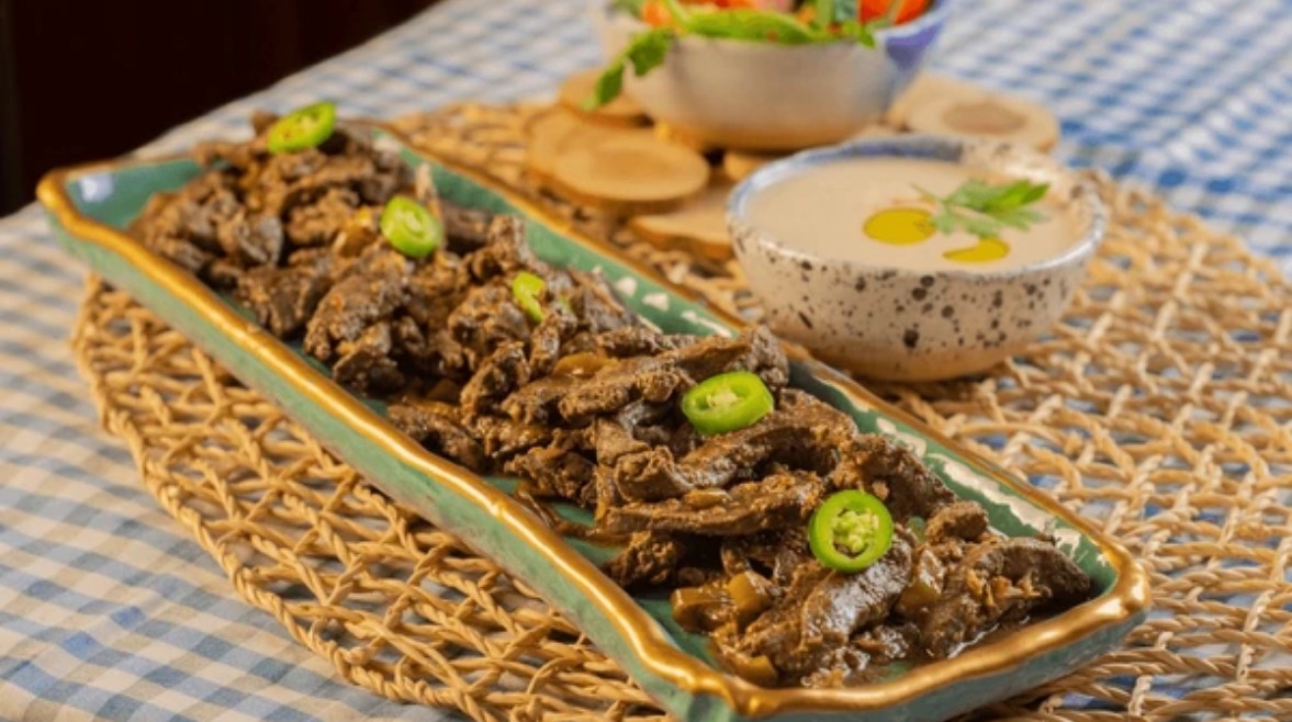 ااكبدة الإسكندراني وسلطة الطحينة