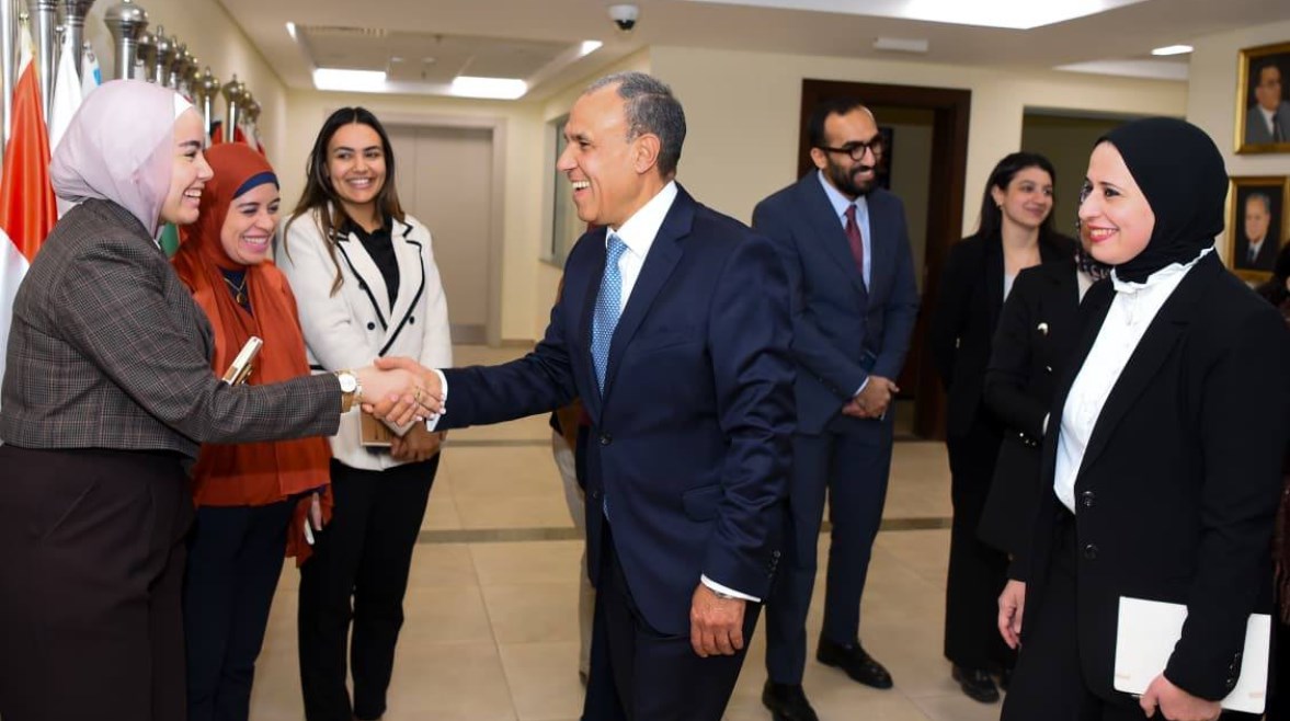 وزير الخارجية والهجرة بدر عبد العاطي،  خلال جولة تفقدية لقطاع التعاون الدولي بالوزارة