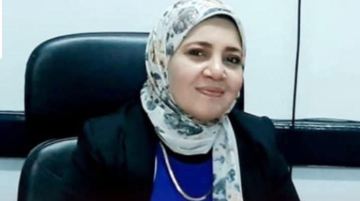 د. رحاب على مدير فرع هيئة الرعاية الصحية 