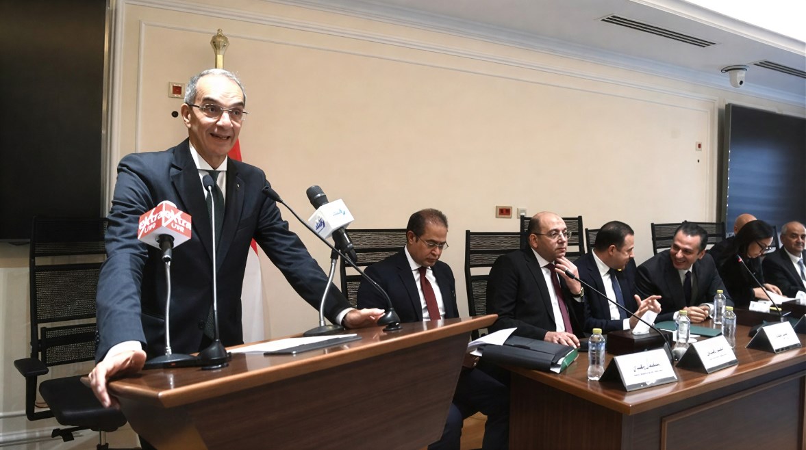  أولى جلسات الاستماع المعنية بمناقشة خطة الدولة لإعداد مشروع قانون ينظم استخدام الأطفال لمواقع التواصل الاجتماعي