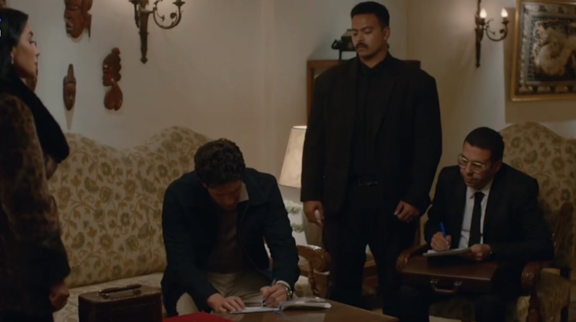 مشهد من الحلقة 10 من الست موناليزا