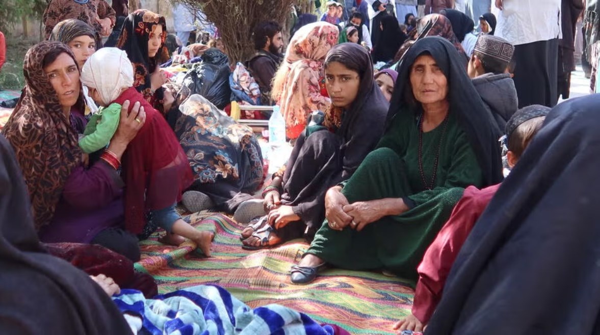 ترحيل الأفغان من الدول المجاورة