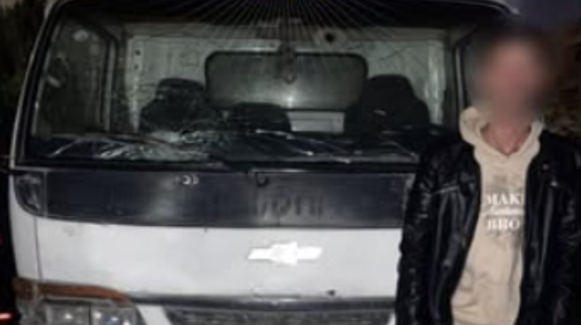 المتهم بعد ضبطه 