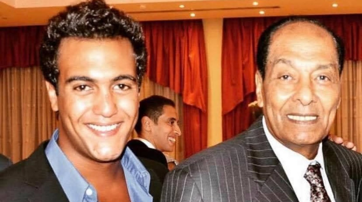 المشير طنطاوي ونجل شقيقه