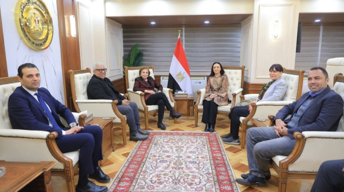 وزيرة التضامن الاجتماعي تلتقي وفد مهرجان أسوان الدولي لأفلام المرأة لبحث استعدادات الدورة ال10 للمهرجان