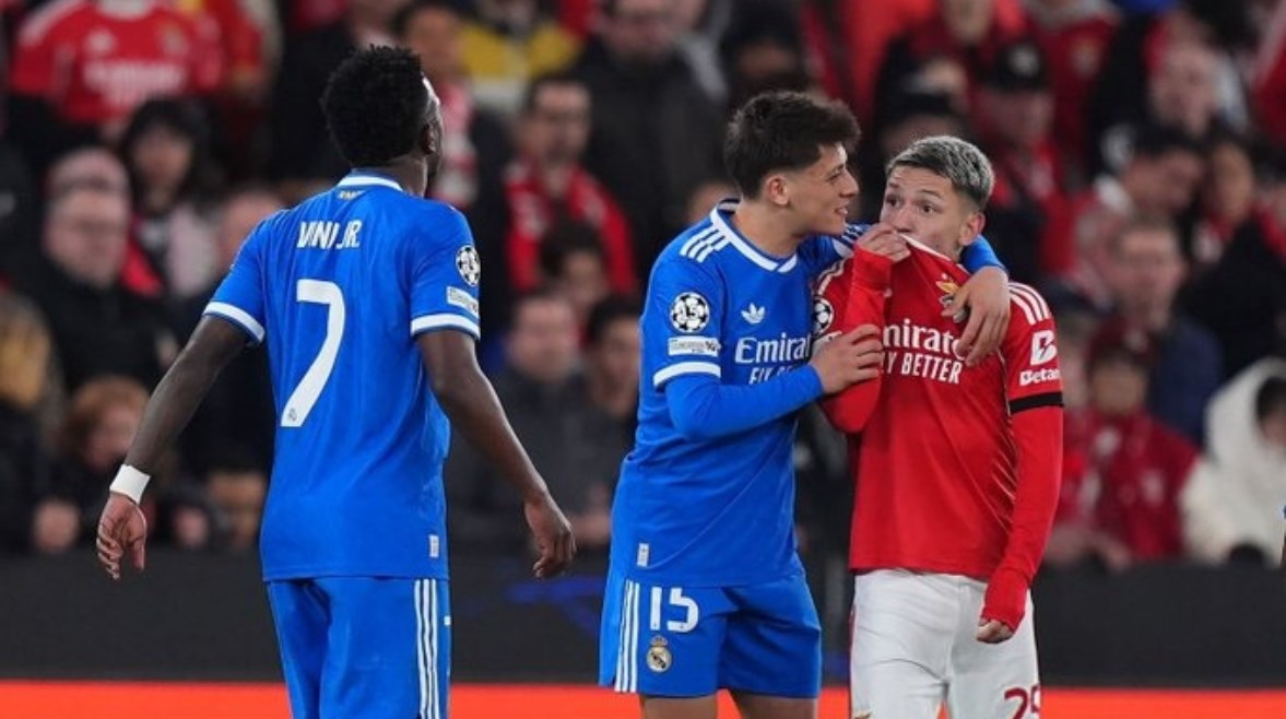 واقعة فينيسيوس مع لاعب بنفيكا