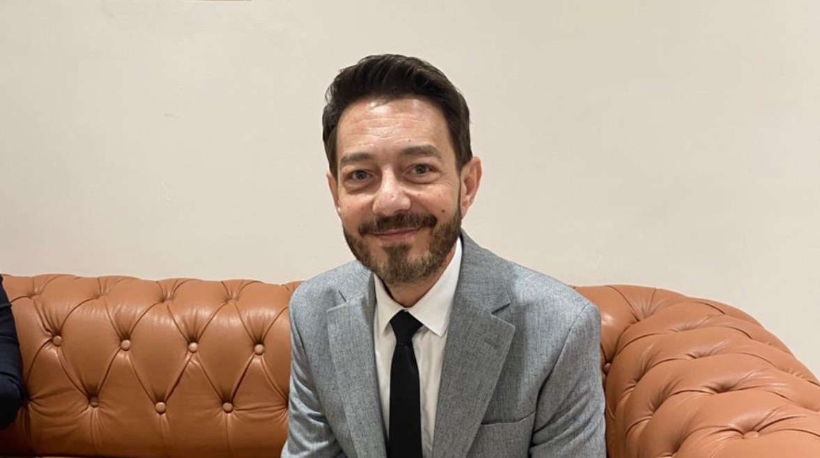 الفنان أحمد زاهر 