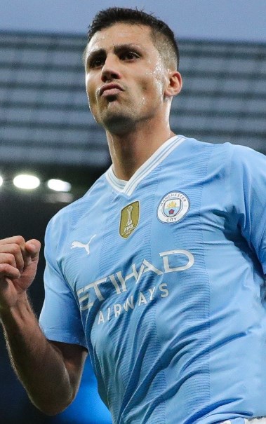  رودري نجم وسط مانشستر سيتي