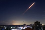 الصاروخ الإيراني "خرمشهر 4" في سماء إسرائيل