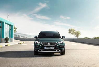 سيارة سيات أتيكا 2026