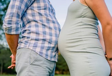 آلام الحمل عند الرجال