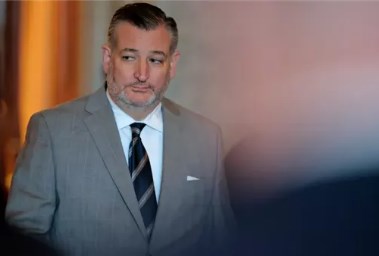 السيناتور الجمهوري الأمريكي تيد كروز :واشنطن لا تريد نظاماً تقوده تيارات إسلامية متطرفة في إيران