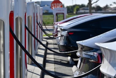 السيارات الكهربائية