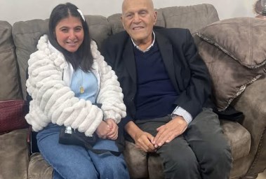 جولي هاني مع الدكتور مجدي يعقوب