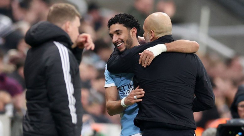 جوارديولا وعمر مرموش