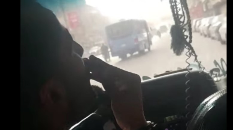 السائق الظاهر بالفيديو المتداول