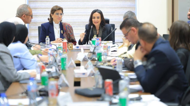 جانب من اجتماع وزيرة التضامن الاجتماعي