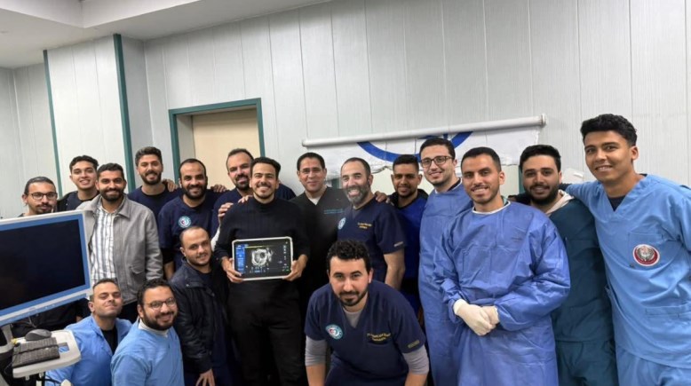 الفريق الطبي