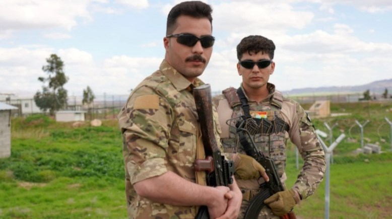 أعضاء من الحزب الديمقراطي الكردستاني الإيراني، المعارض للجمهورية الإسلامية