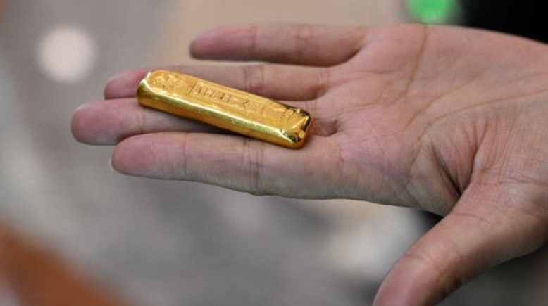 العثور على ذهب في معدة بطة في إحدى قرى الصين 