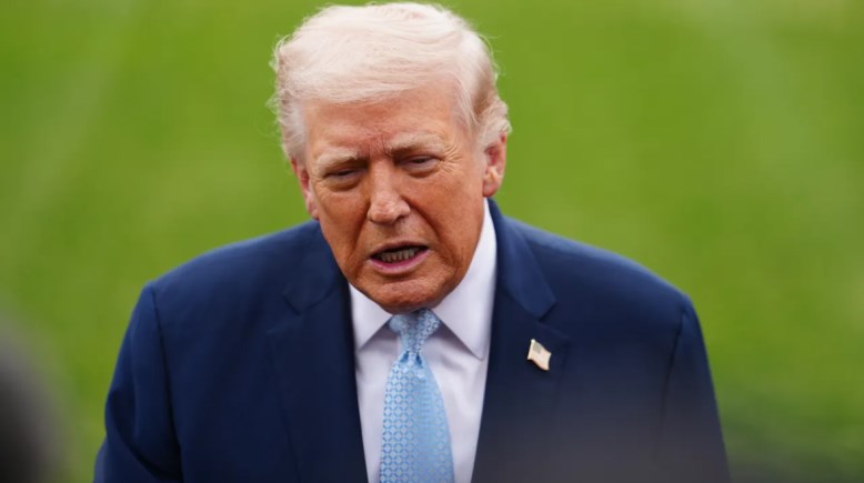 دونالد ترامب 