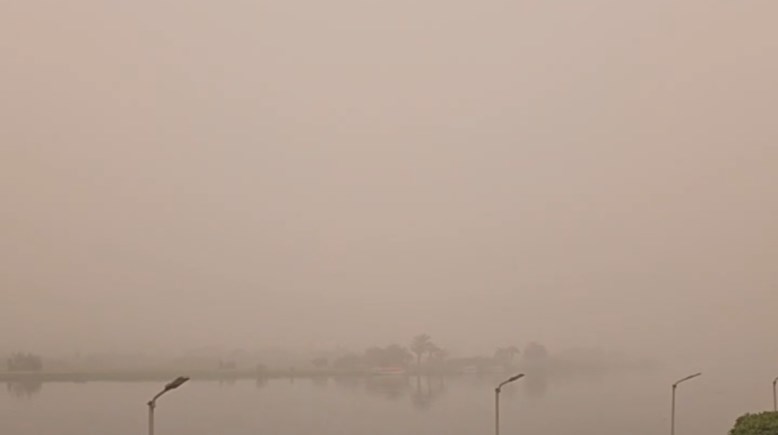 عاصفة ترابية تضرب محافظة المنيا 