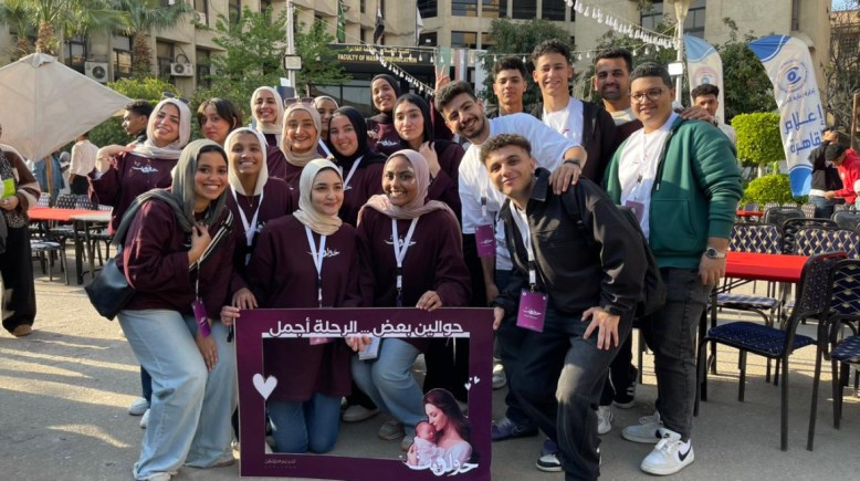 طلاب إعلام القاهرة