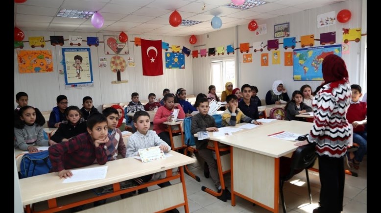 هل تم ترحيل الامتحانات اليوم بسبب الأمطار؟