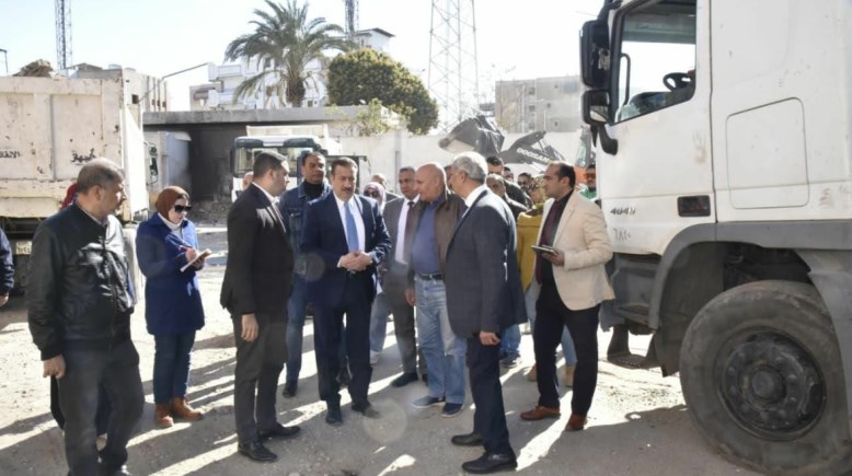 محافظ بورسعيد خلال الجولة