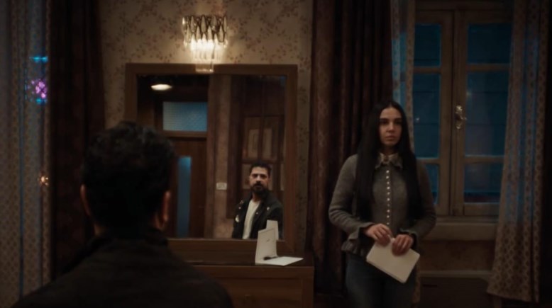 الحلقة 2  من مسلسل "عرض وطلب"