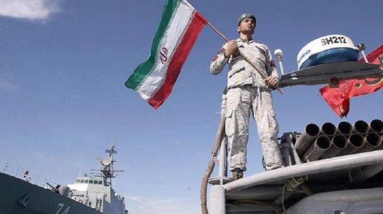 إيران تستهدف سفينة تجارية ترفع علم جزر مارشال