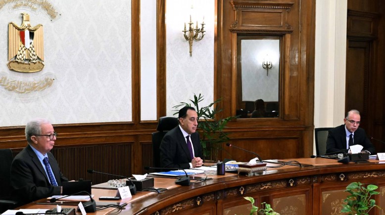  اجتماعه رئيس الوزراء لاستعراض أبرز محاور عمل وزارة الاستثمار والتجارة الخارجية خلال المرحلة المقبلة